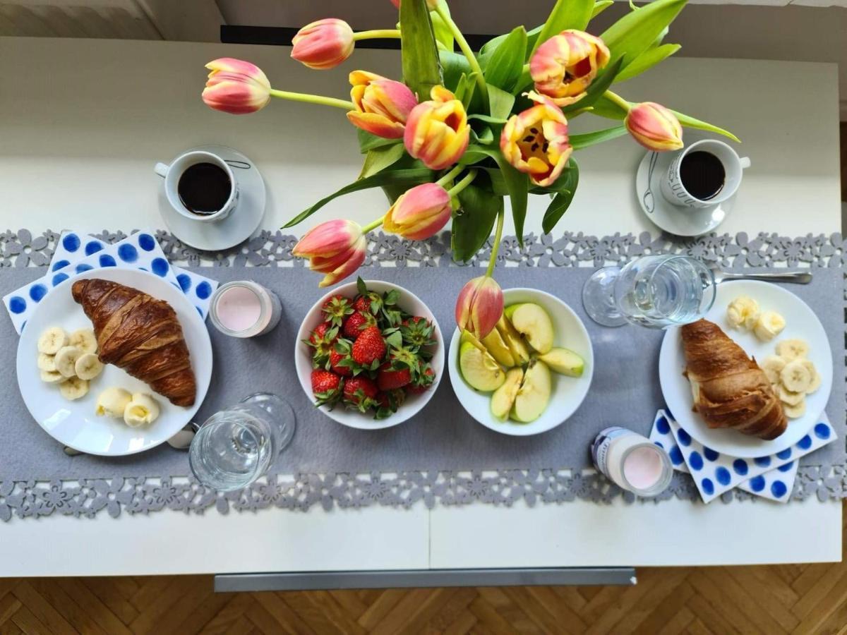 Apartament Chmielna Warsaw Ngoại thất bức ảnh